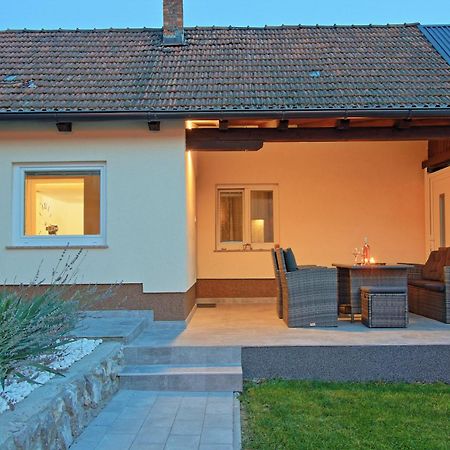 Guesthouse L&K Brinje エクステリア 写真